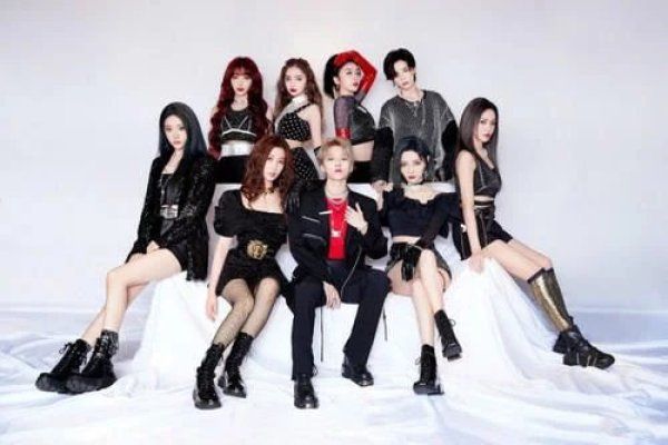  羡慕|THE9女团行程被放出，资源让人羡慕，许佳琪和虞书欣是最大赢家！