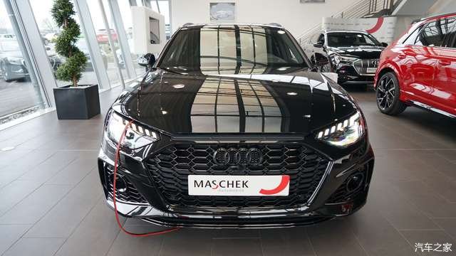  造型|新款奥迪RS4旅行版，运动个性的风格，实用性强