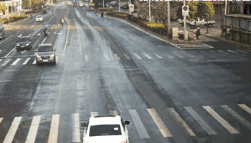 驾驶摩托车|【曝光】闯红灯、占道、违反禁止标线抚州这些摩托车被曝光了！