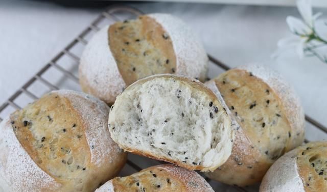  自制|自制吐司太难了，不如做芝麻球，简单，香气四溢，低糖又少油