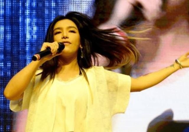  亚军|尴尬满满！都是超女出身，亚军、季军已是导师，而冠军却还是选手