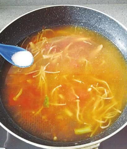  筋道|莜面鱼鱼这样做，汤鲜味美，筋道醇香，看着就让人流口水