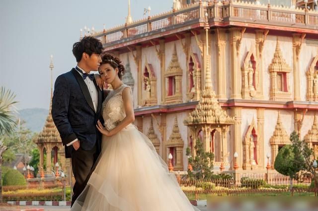  李斯丹妮|《浪姐》总决赛，伊能静穿婚纱致敬梅艳芳？还和王智上演姐妹情深