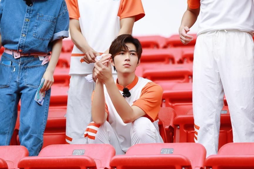 哥哥|《元气满满的哥哥》快“综”有慢 多元创新惊喜不断