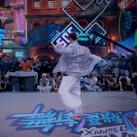  王一博|《这就是街舞》张艺兴得到专业认可，但是为何王一博却在摆手？