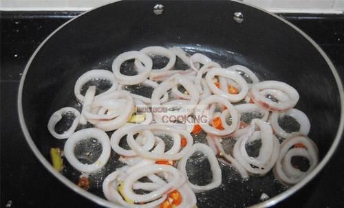  极美|这菜味道极美，比大鱼大肉还受欢迎，简单炒一炒，上桌就光盘