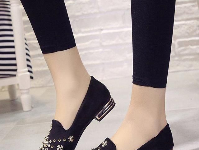  洋气|春天鞋子别乱买，要买就买这几款单鞋，7080穿洋气有女人味