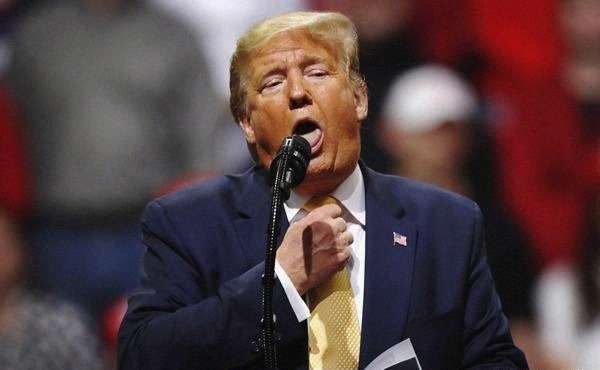 凸显|铁托把白宫当成自己家,武契奇却在白宫受审,凸显特朗普不自信