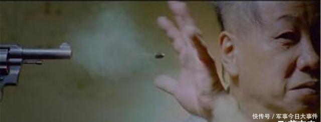 魔术|第一个表演徒手接子弹的人,结果却没接住,他后来怎样了?