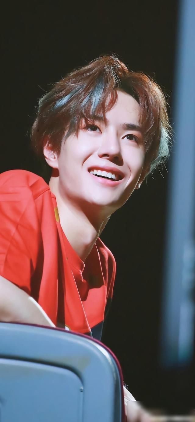  笑容|《天天向上》王一博甜度测试超标，治愈系笑容好甜，王甜甜石锤！