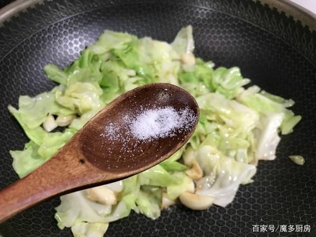 口感|包菜口感清脆有妙招,简单快手家常菜也要认真做,价格低又实惠