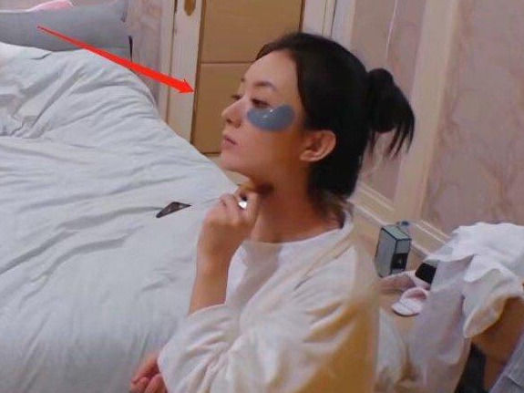 生活习惯|把尝完的刨冰吐回碗里,赵丽颖《中餐厅》被吐槽生活习惯糟糕