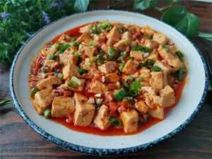  入味|教你家常豆腐的做法，比麻辣豆腐简单，看着就香，入味下饭
