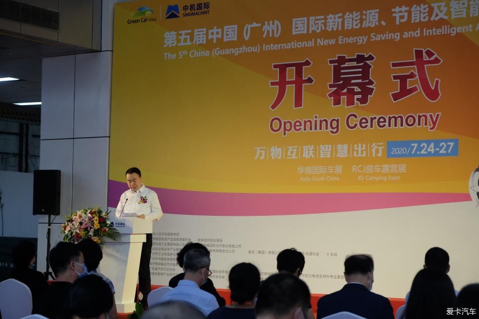  小姐姐|广州车展回顾，车展虽小，车模不少