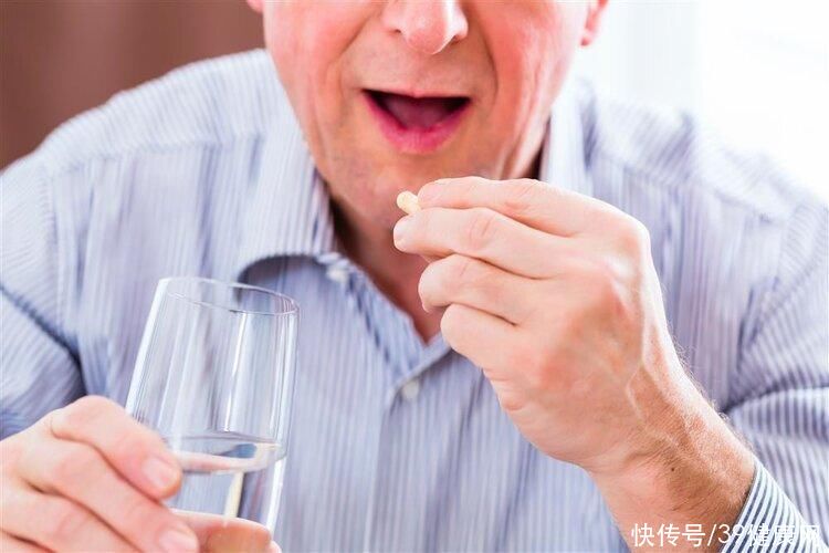 伐地那非和西地那非功效及用法(西地那非、伐地那非、他达拉非三种药，谁更厉害？弄清3点再选择)