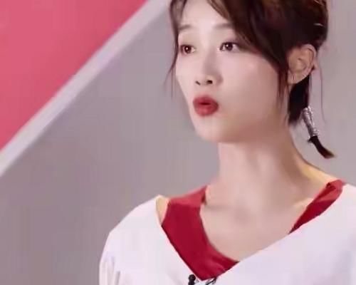  公演|丁当第2次公演被淘汰，恰巧证明蓝盈莹惹哭吴昕，是正确的选择