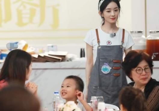  粉丝|《中餐厅》发文致歉，赵丽颖工作室回应，粉丝却不买账