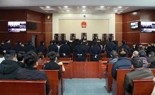 告上|江苏小伙救下溺水少女，拒绝女孩报恩，1年后为何将她告上法庭？