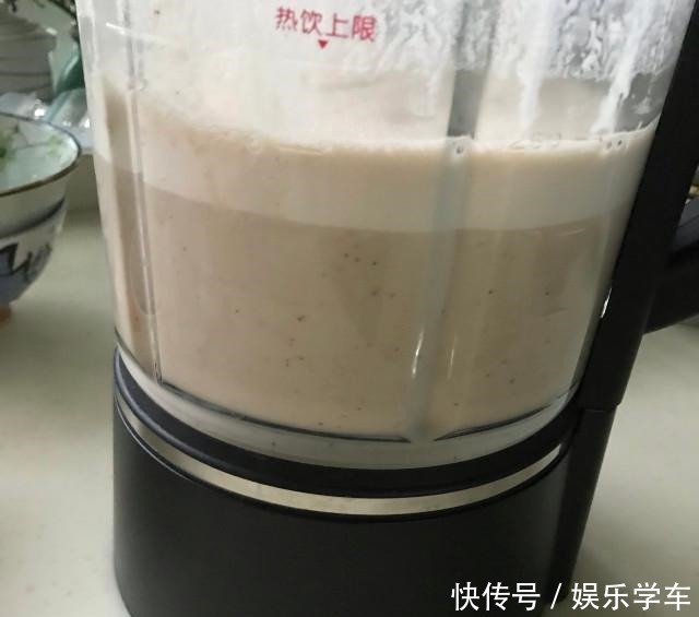 豆浆|红枣核桃豆浆,好喝又营养