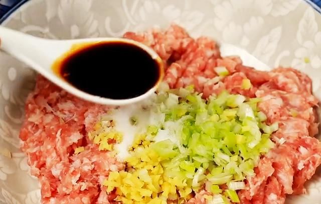 饺子|包萝卜馅的饺子,萝卜需要焯水吗?10人9人做错了,难怪不好吃