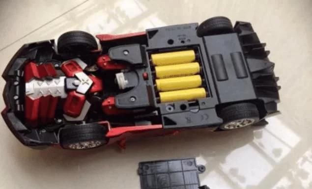 吴女士|女子花费86万竟买到保时捷模型，最终获赔258万