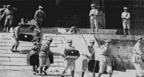 慈禧和乾隆|清东陵与和珅墓近在咫尺,为何孙殿英只盗清东陵,却放弃了和珅墓