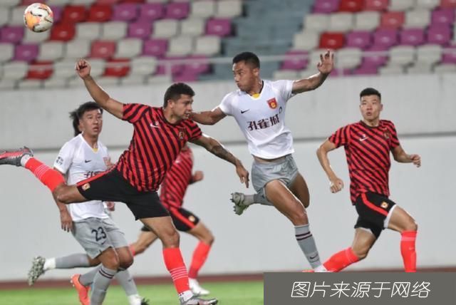  结束|李铁赛后与罗马尼亚名帅交流20分钟！中超单日9场热身赛全结束