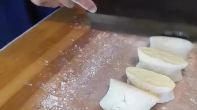 快捷|红薯这样做,简单快捷,宝妈一周至少做两次,实在是太美味了!