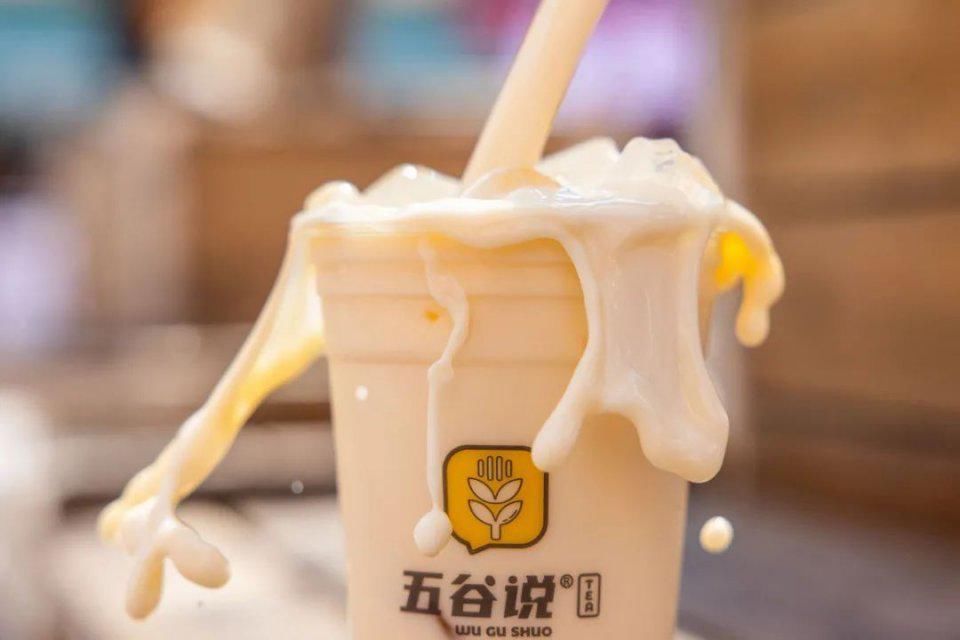 芋圆|芋圆燕麦奶茶,一杯4层楼,学会这3个动作才能喝…