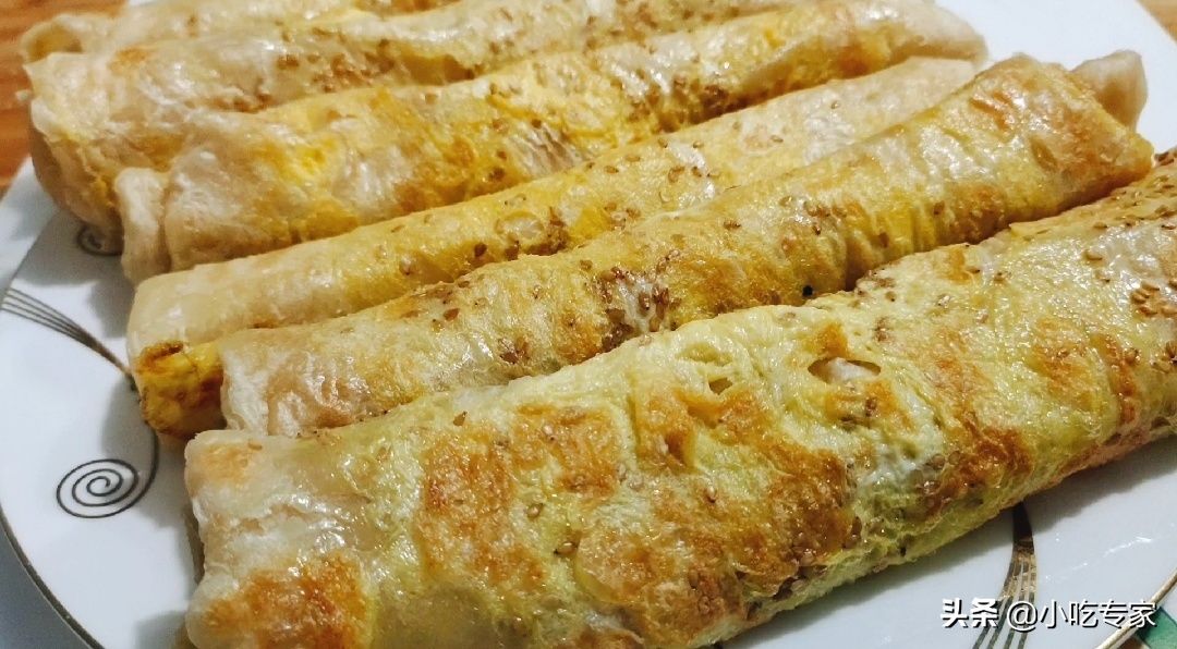 烫面|不用烫面做软面鸡蛋饼,筋道柔软,凉了也不硬,比饼店做的还好吃