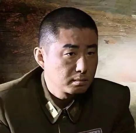  出门|70岁斯琴高娃曾遭8年家暴，如今出门靠轮椅