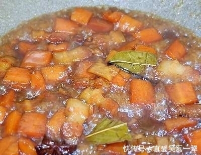 不吃|如果孩子们不吃胡萝卜怎么办?炖一锅五花肉烧胡萝卜菜,营养可口