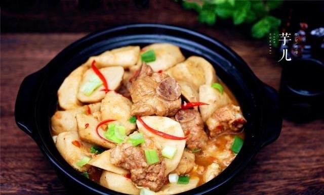  入适量盐|家里来客，我做了5菜1汤，营养开胃，好吃又下饭，大家撑得肚儿圆