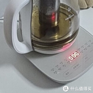 养生壶怎么清理水垢(轻松解决养生壶清理难题，让你的生活更健康！)