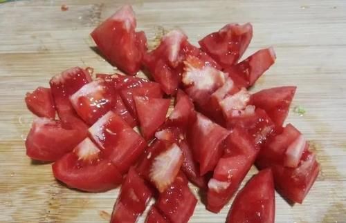 蛋花|西红柿蛋花菠菜面:面条碧绿筋道,好吃营养