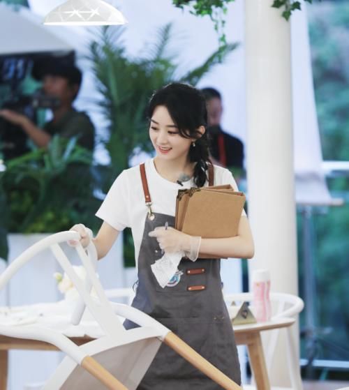  节目组|《中餐厅》道歉，赵丽颖粉丝不买账，工作室回复，态度已一目了然