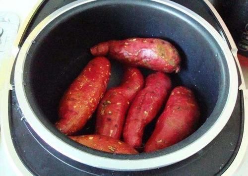 红薯|蒸红薯时,切记不要直接上锅蒸,老菜农教你一招,个个香甜更软糯