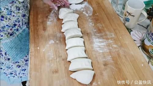 收藏|面粉别捣鼓做蛋糕了，现在流行它比蛋糕简单，比油条好吃，收藏