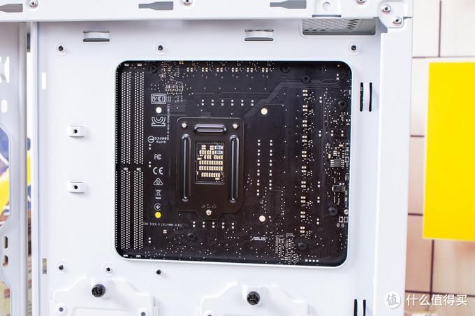  款机箱|存储厂的机箱是什么样子？威刚(ADATA) XPG 入侵者机箱测评