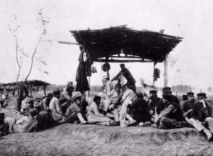  导致|八十年前的一场人祸， 当局政府剥削国民，导致四百万国民饿死