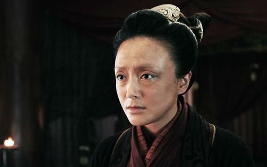 催婚|星里话丨面对催婚催生压力，秦岚：我的子宫使不使用，关你什么事？