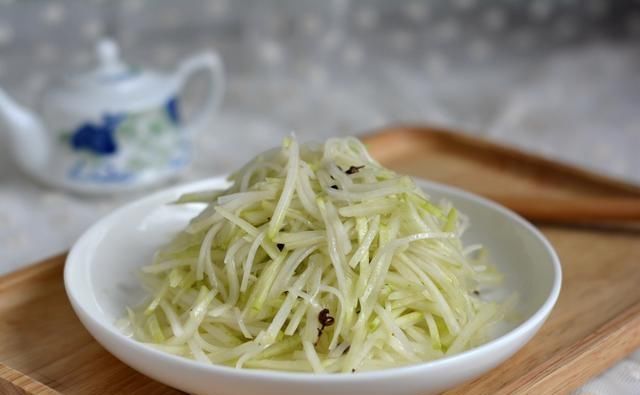 清爽|三伏天有5道凉菜真好吃,简单处理一下,浇上料汁,清爽下饭香