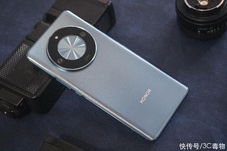 荣耀X50体验：仅售1399元，十年登封之作到底如何？