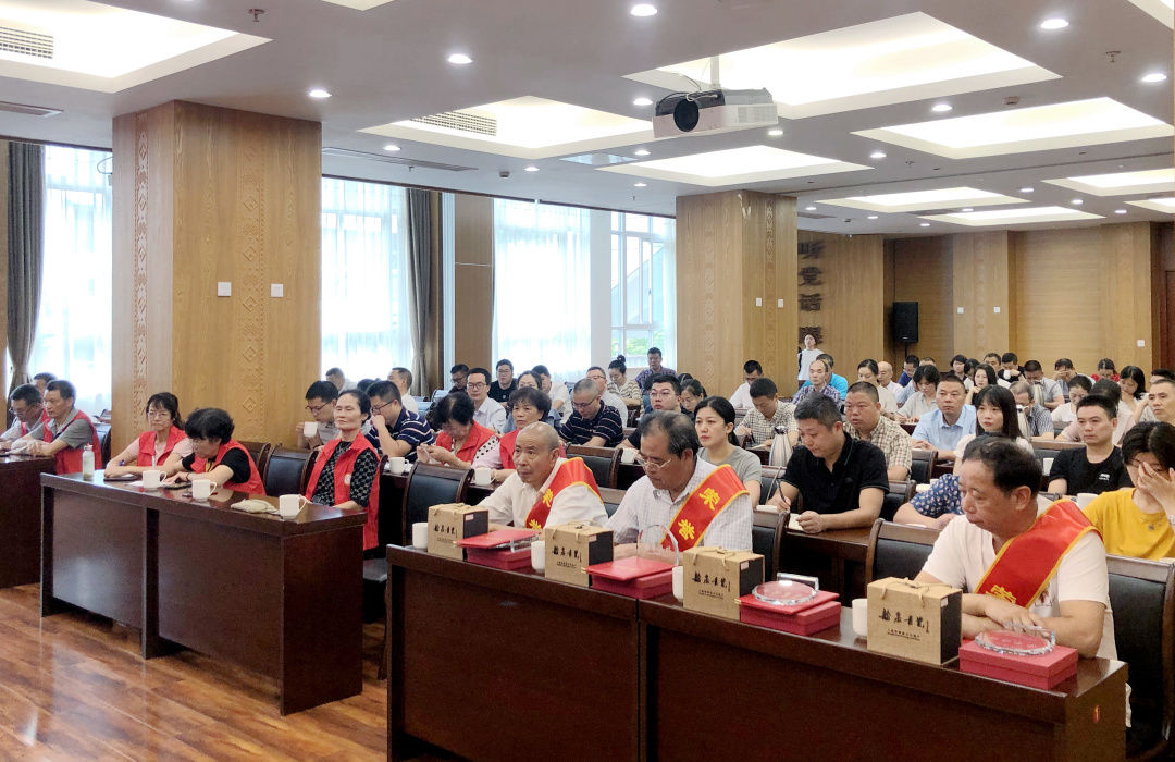  启动|2020年干部关爱十条启动仪式暨景宁首次干部荣誉退休仪式举行