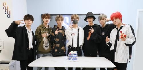  视频|SKY天空少年旧视频参加亚洲音乐节，酷漾被炮轰，SKY发展堪忧