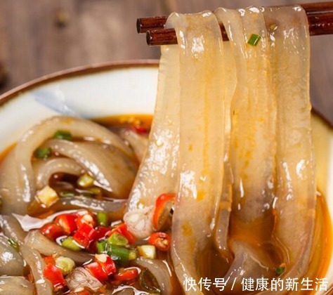 筷子|筷子最难夹住的5道菜,都能夹起来的是大神,外国人看了直摇头!