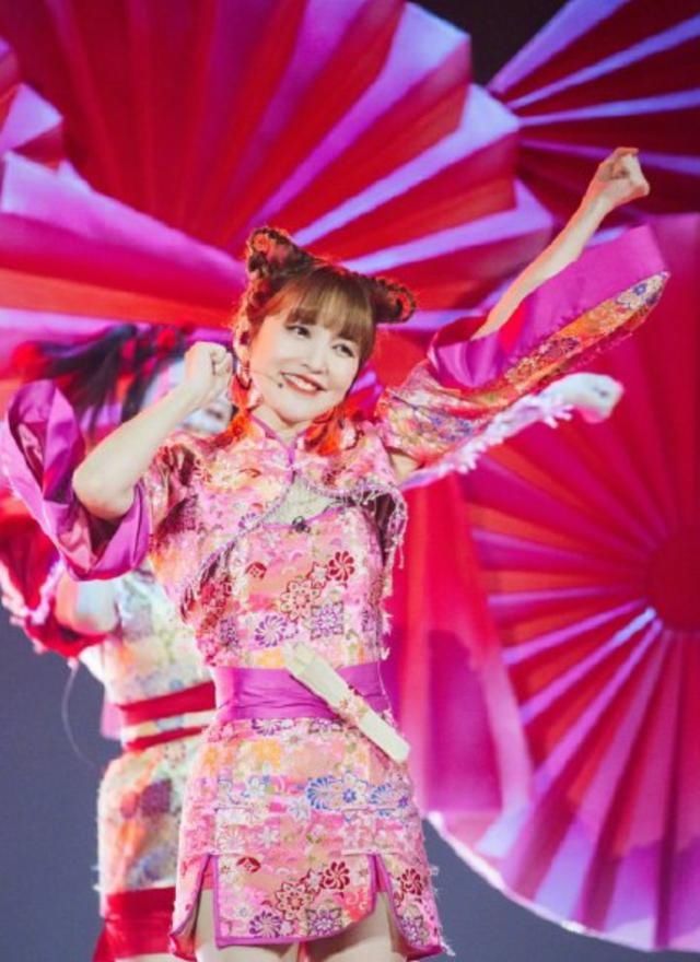  失误|金莎回顾合照门泼妇门，曾被前经纪人骗：《浪姐》让我感受到眷顾