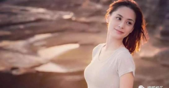  买房|娱乐日报|阿娇酒店发生意外；王思聪疑又带美女买房；吴磊里程遭私生饭盗用？