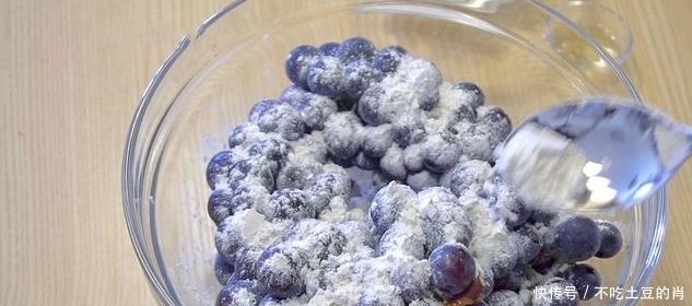 入适量|立秋后，这“果”要常吃，铁是核桃4倍，钙是牛奶3倍，补血益气！