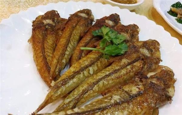 名叫|在潮汕有一种海鱼,土名叫鸡腿鱼,做好以后汤腥肉鲜,只能吃鱼肉